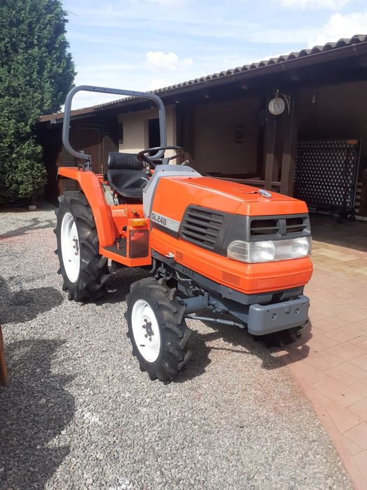 Tractor japonez kubota gl24 cp