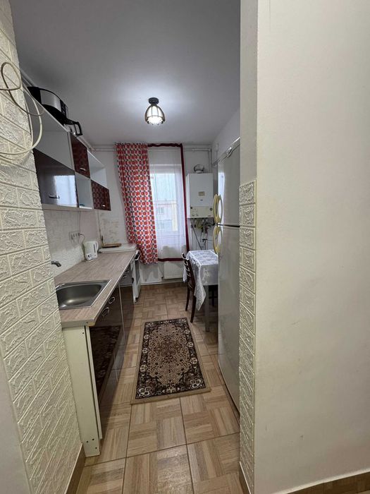 Apartament 2 camere semidecomandat mobilat utilat
