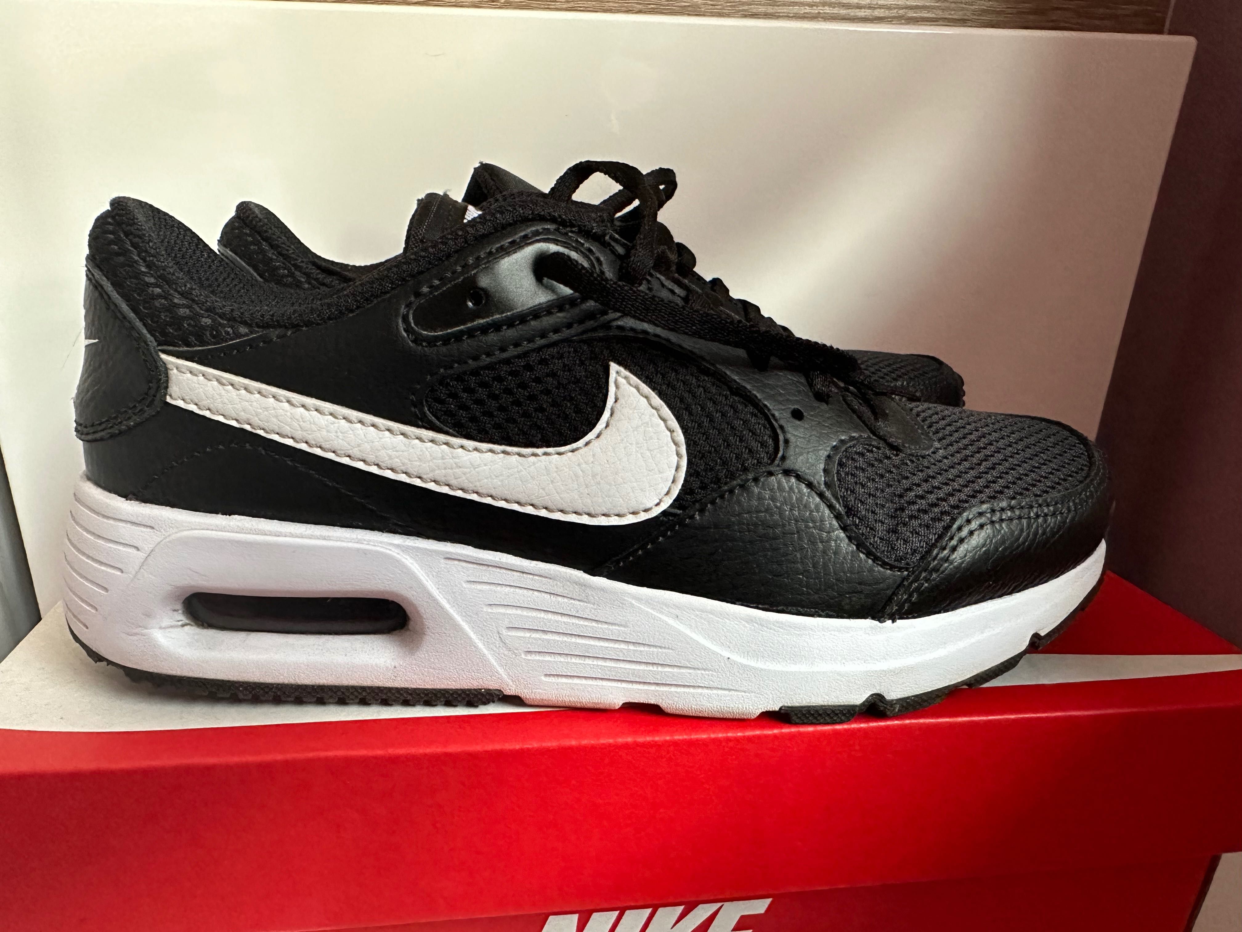 Дамски маратонки Nike air max sc - размер 36,5