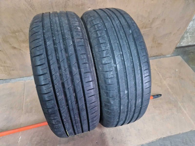 2 Goodyear R16 205/55/ 
летни гуми DOT3521