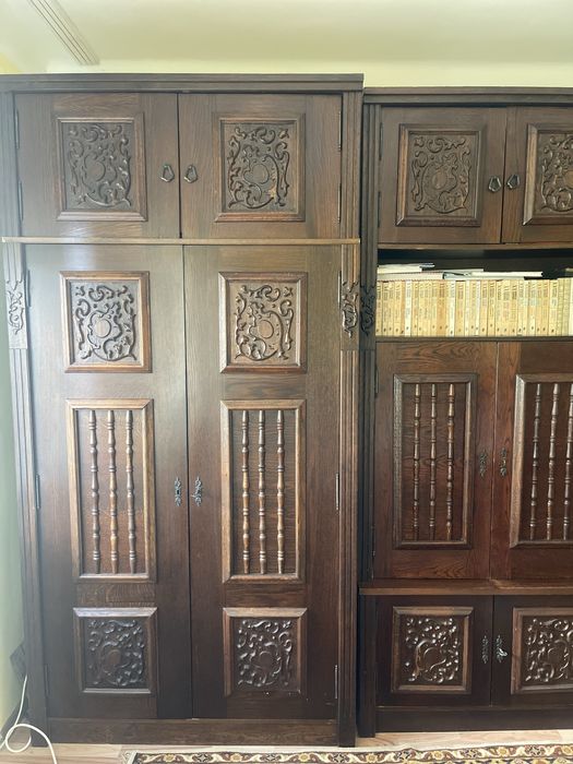 Mobila sufragerie/biblioteca , cu dulap de haine