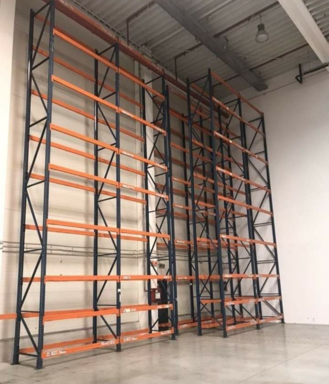 Rafturi metalice industriale