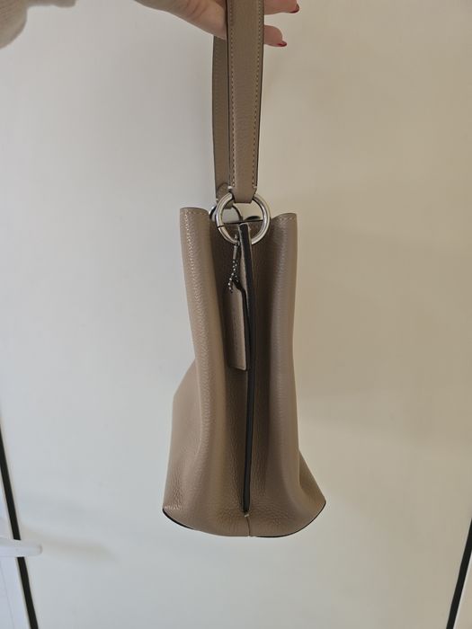 Чанта Coach естествена кожа