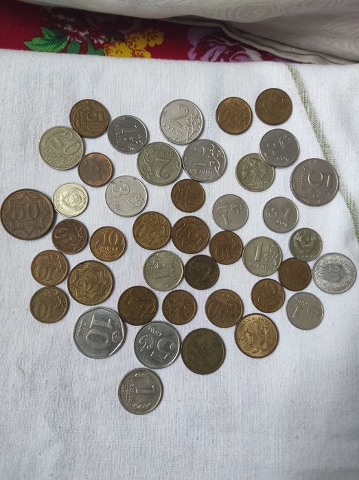 Старый монеты ...