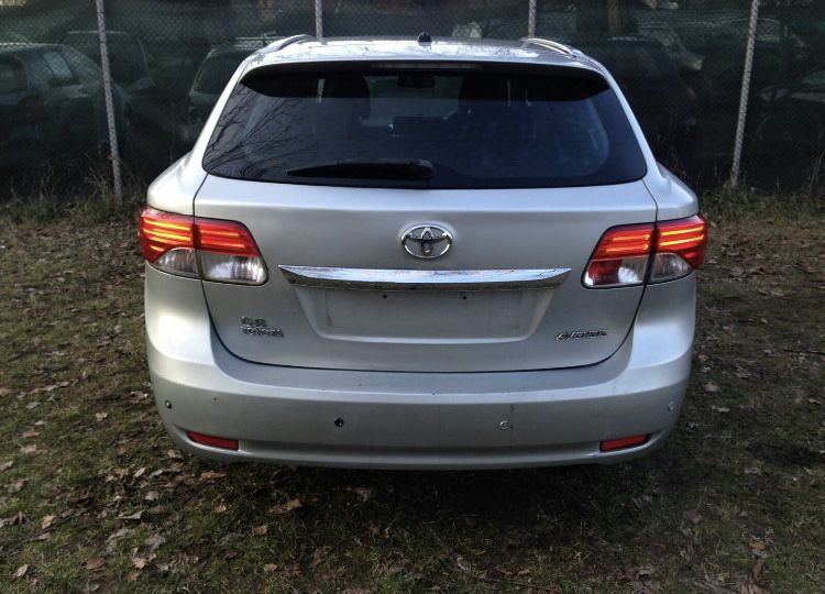 Тойота авенсис комби/Toyota Avensis 2.0D4D 124кс фейс Т27 НА ЧАСТИ