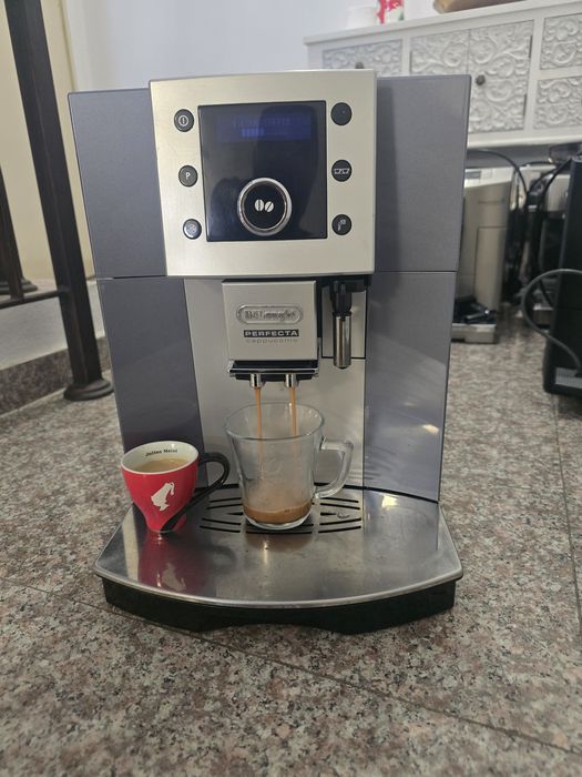 Кафемашина Delonghi Perfecta