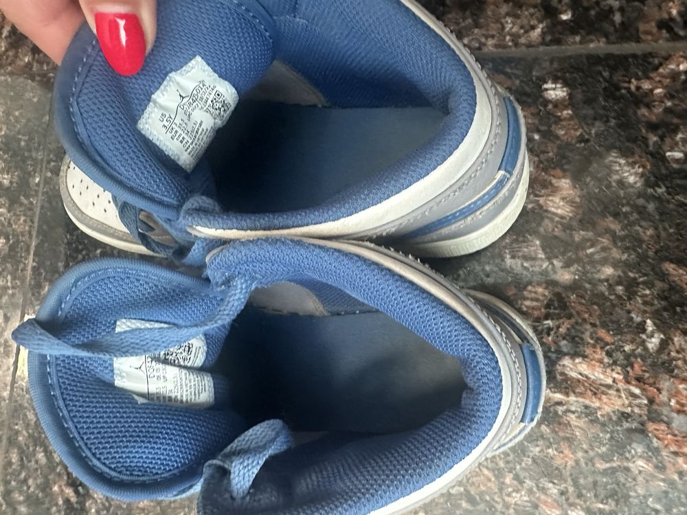Детски маратонки Nike Air Jordan - рамер 35.5