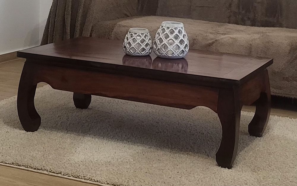 Masuța de cafea din lemn de trandafir salbatic, stare foarte buna