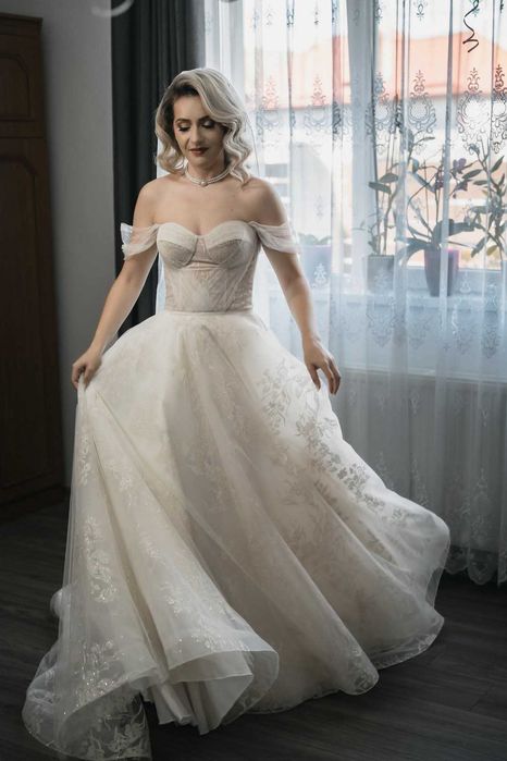 Rochie mireasa marime 38