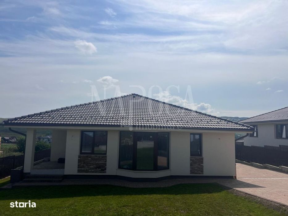 Casa 4 camere de vanzare in Popesti