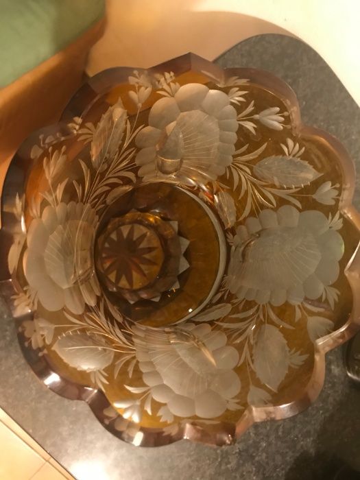 Vaza Veche Cristal Masiv Bohemia (peste 100 ani vechime)