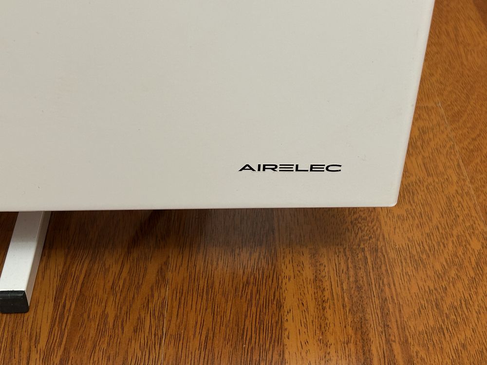 Конвектор Airelec Basic Pro 1500W[ел. термостат/дигитално управление]