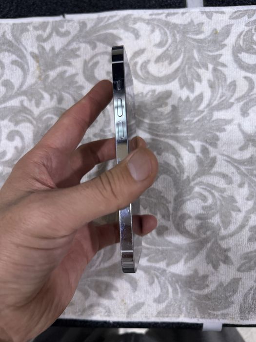 iphone 14 pro 256g KHA region 79 yomkost holati zor oqip tel qlila