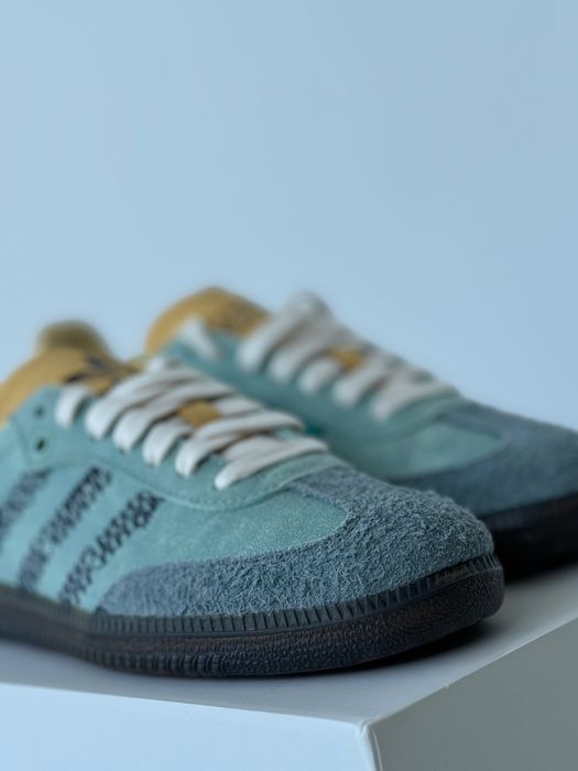 Vânzare de adidași