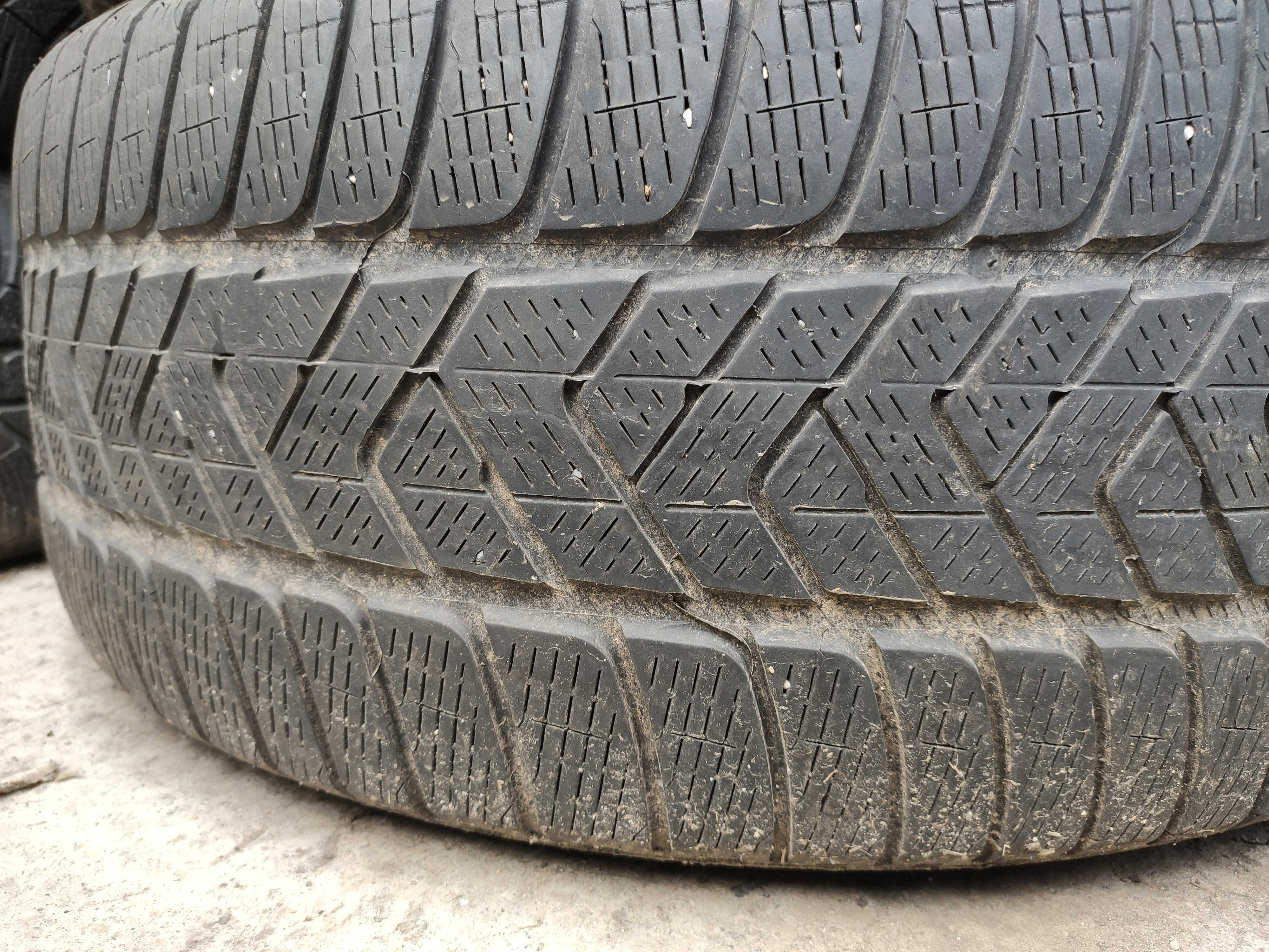 4бр Зимни гуми 255 45 20 - Pirelli