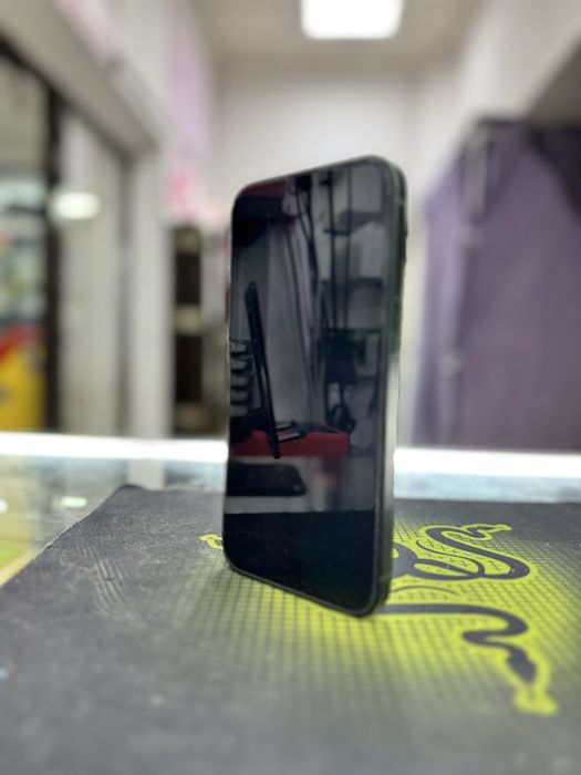 Iphone 13 в иделаьном состоянии