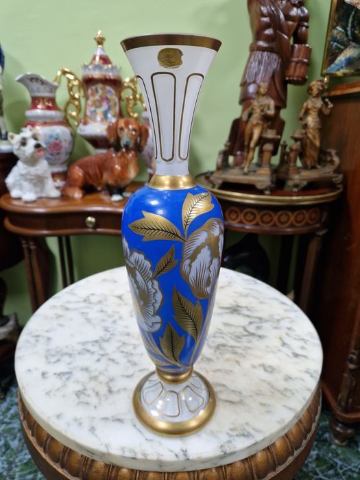 Чудесна рядка антикварна колекционерска ваза Бохемия