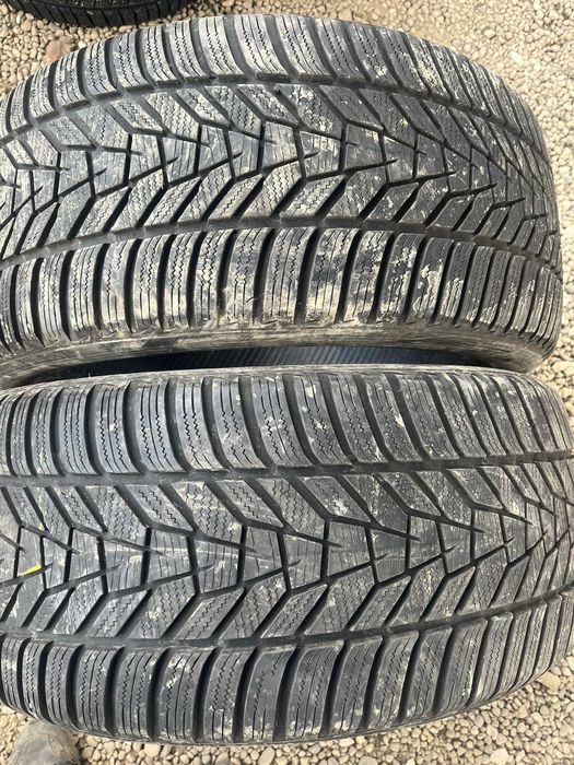 275/40 r20 de iarna 2 buc f bune HANKOOK