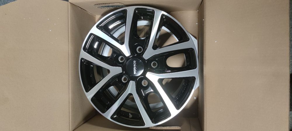 16" Джанти за бус Мерцедес 6 130/5 130/ Форда 5 160