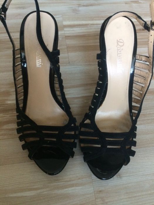 Продам женскую обувь