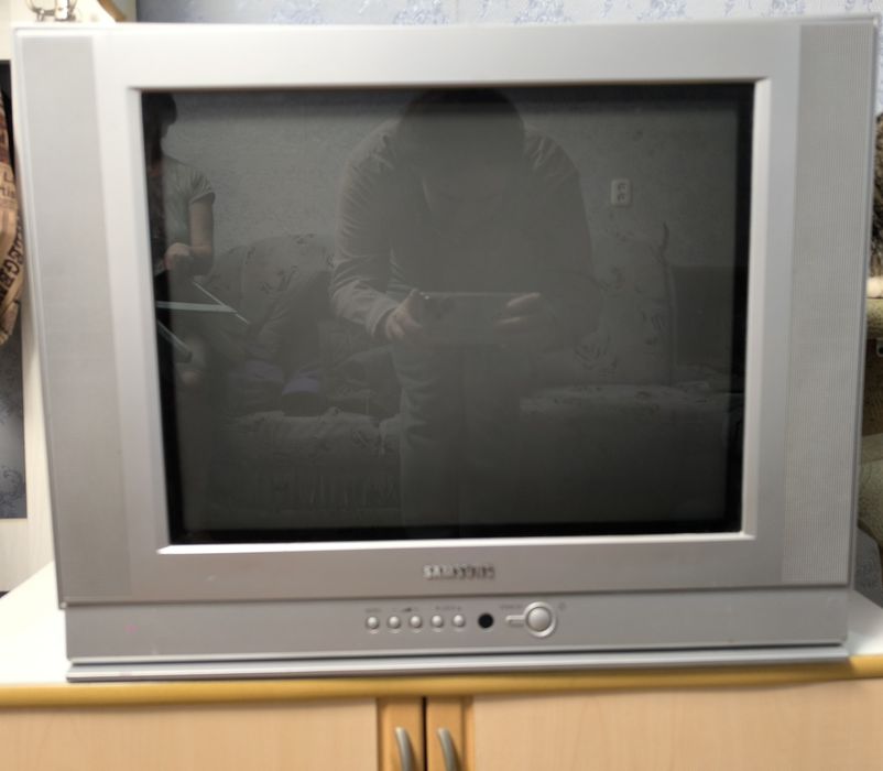 Продам телевизор Самсунг