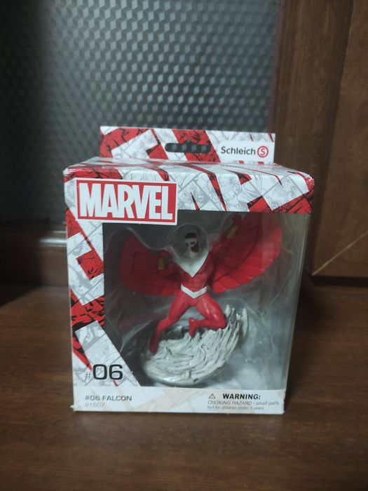 Продам фигурку Marvel