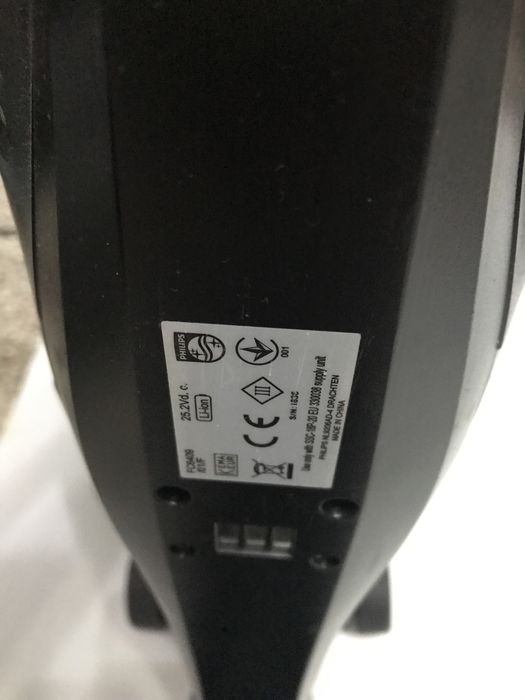 Aspirator vertical Philips PowerPro Aqua FC6409