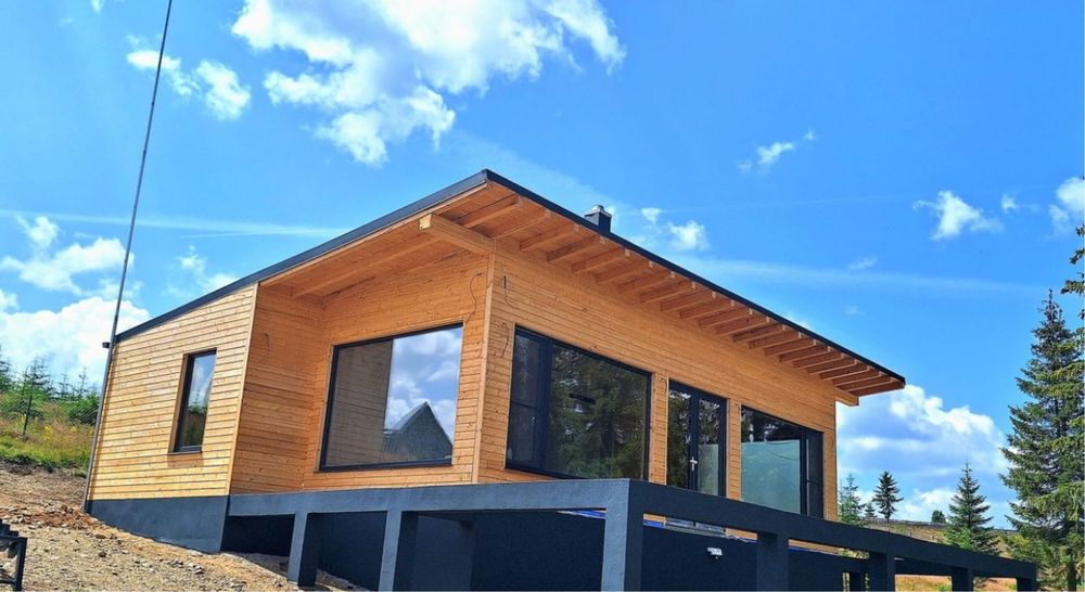 Vand cabane turistice la cheie in toata tara