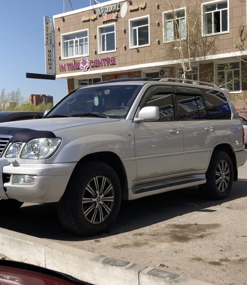 Авто шторки Lexus LX470 / Астана