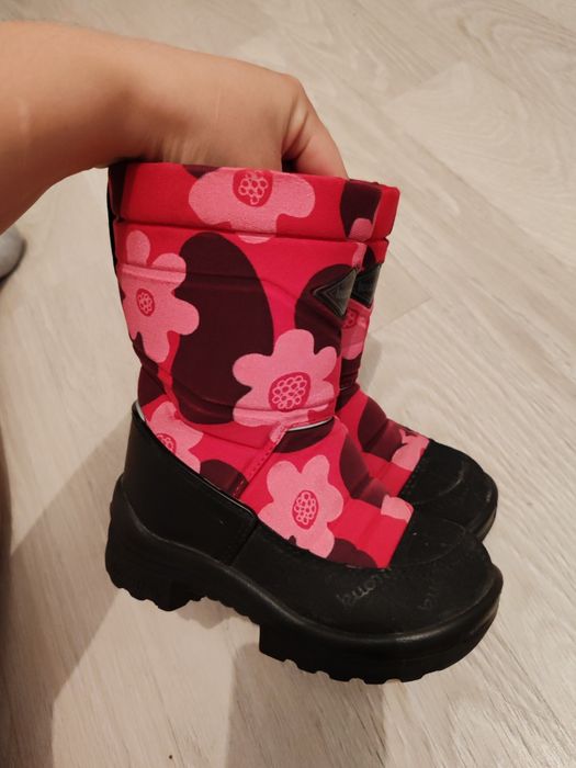 Сапоги в отличном состояний размер 26