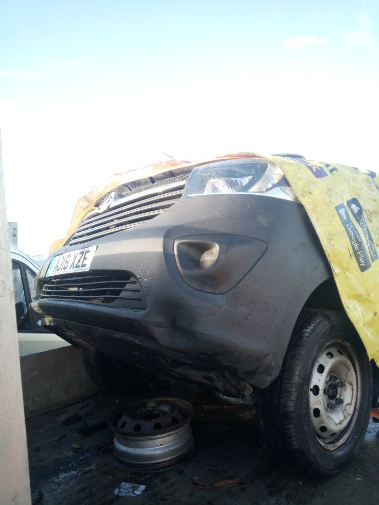 Dezmembrez Renault trafic 1.6 euro 6