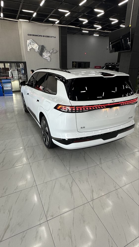 DONGFENG 008 Gibrid 1300km CLTC C16