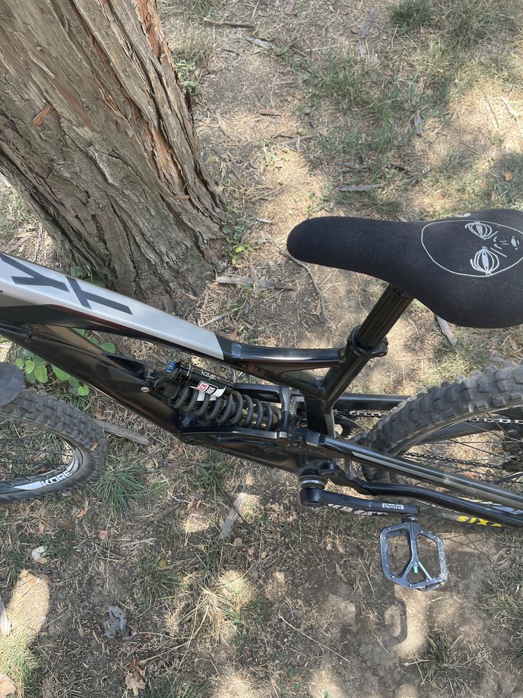 Dh колело YT tues 2017 M 27,5