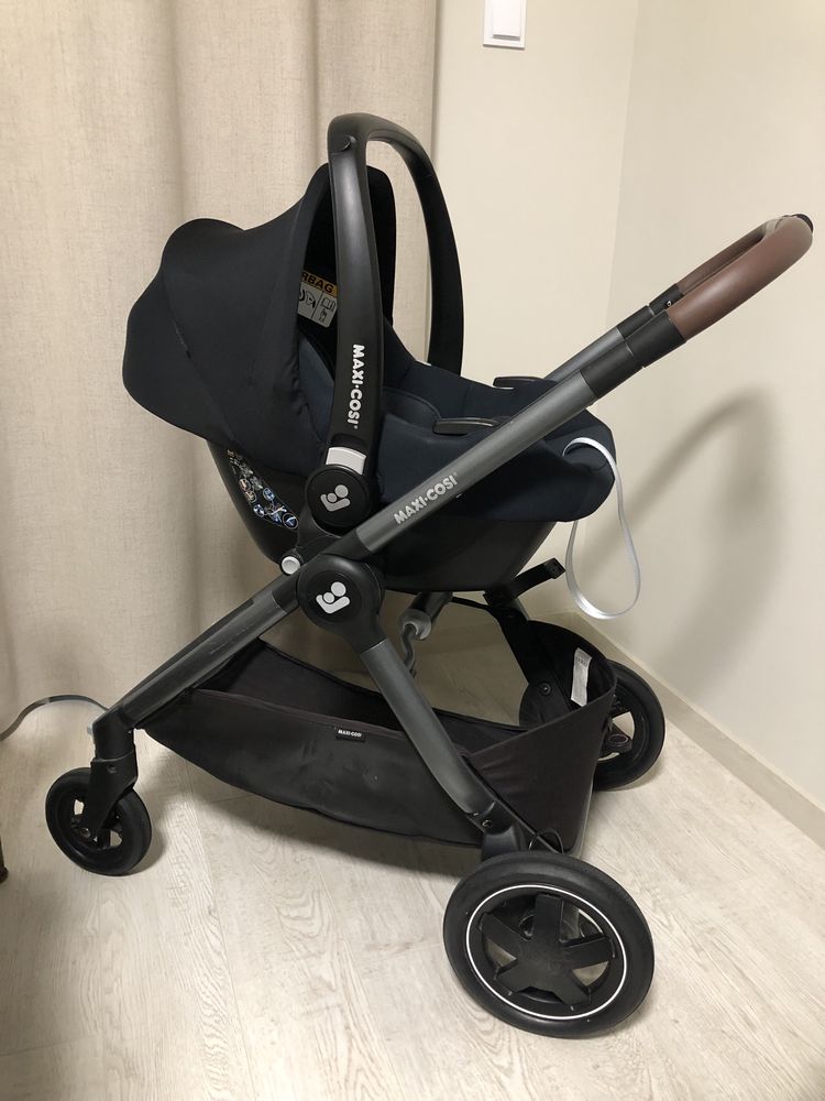 Maxi cosi adorra 2 бебешка количка 3 в 1