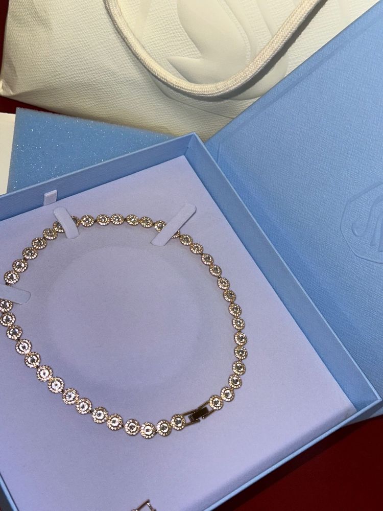 Lant Swarovski gold impecabil