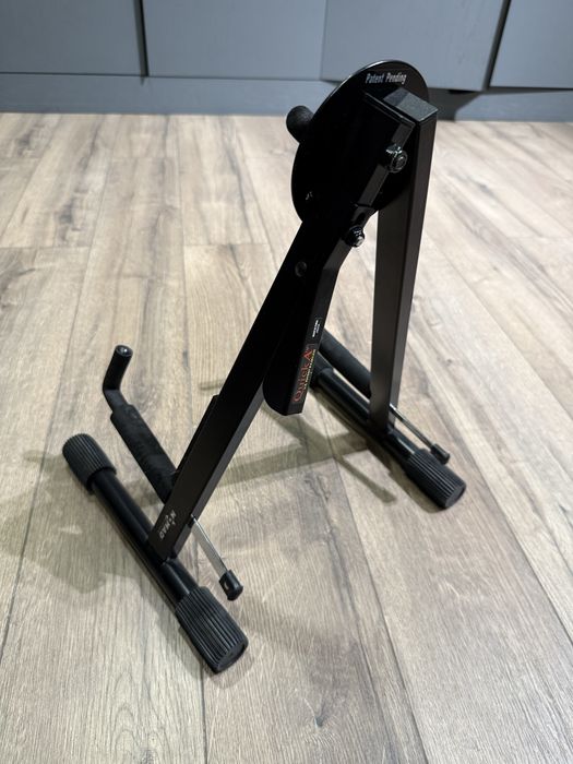 Стойка для акустической/электрогитары A-Frame.