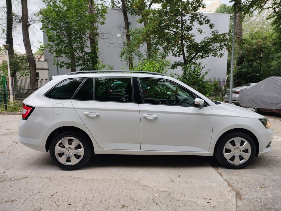 Vând Škoda Fabia Combi Ambition (2017), motor 1.4 TDI diesel, DSG