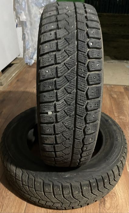 Зимние шины 2-штук