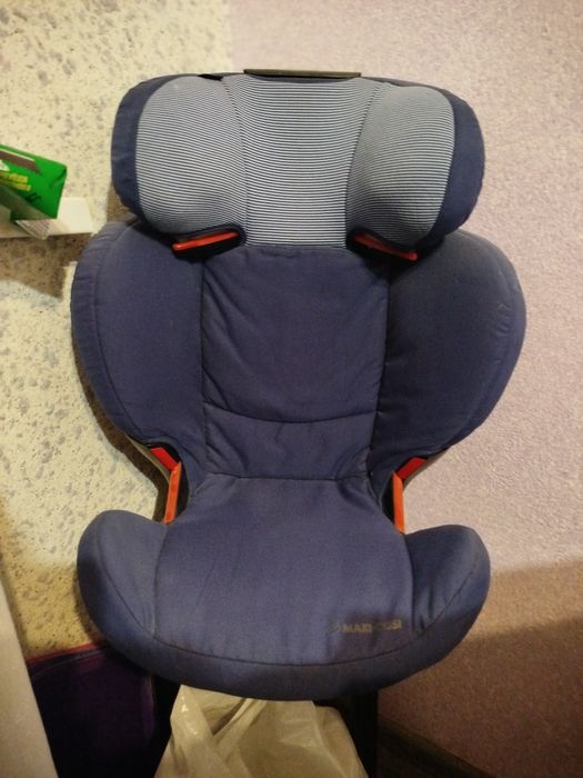 Автокресло Maxi-Cosi