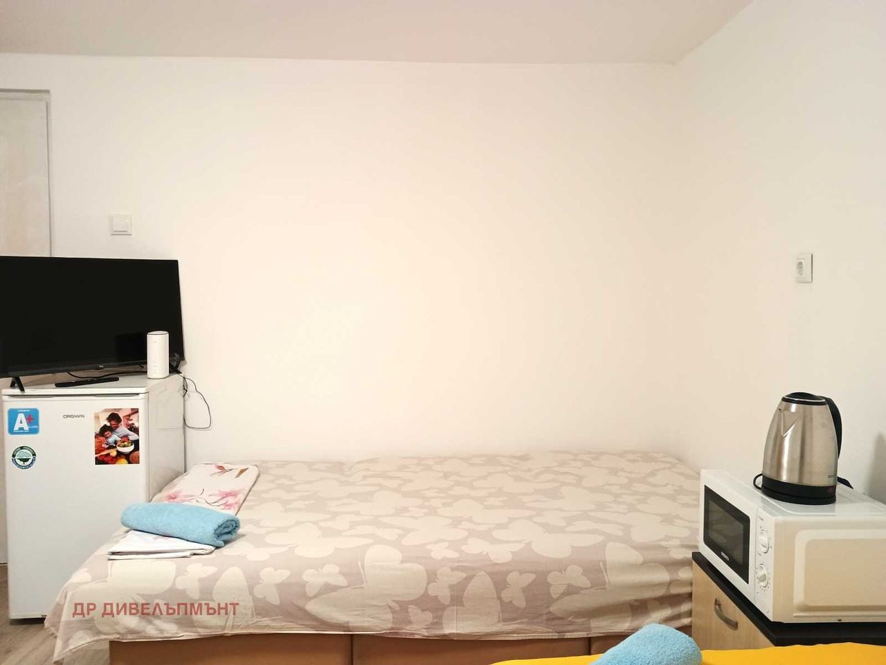 Дава се под наем Едностаен апартамент в Несебър - 32 кв.м за 142.8 € - Снимка #2