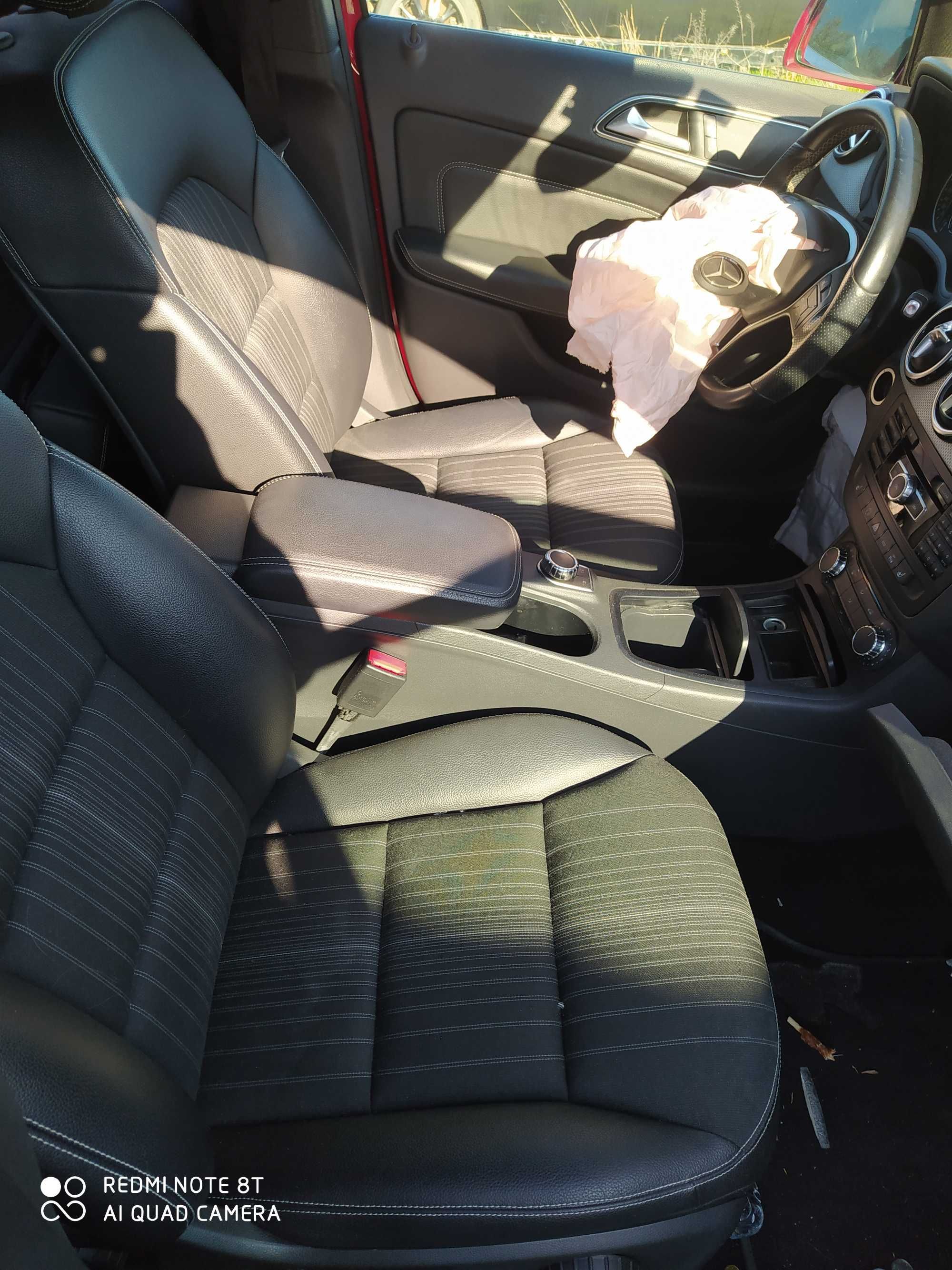 Mercedes B class w246 на Части