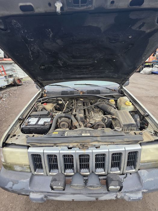 Dezmembrez jeep cheroke xj zj 2.5 diesel 2.5 benzina 4.0 benzina