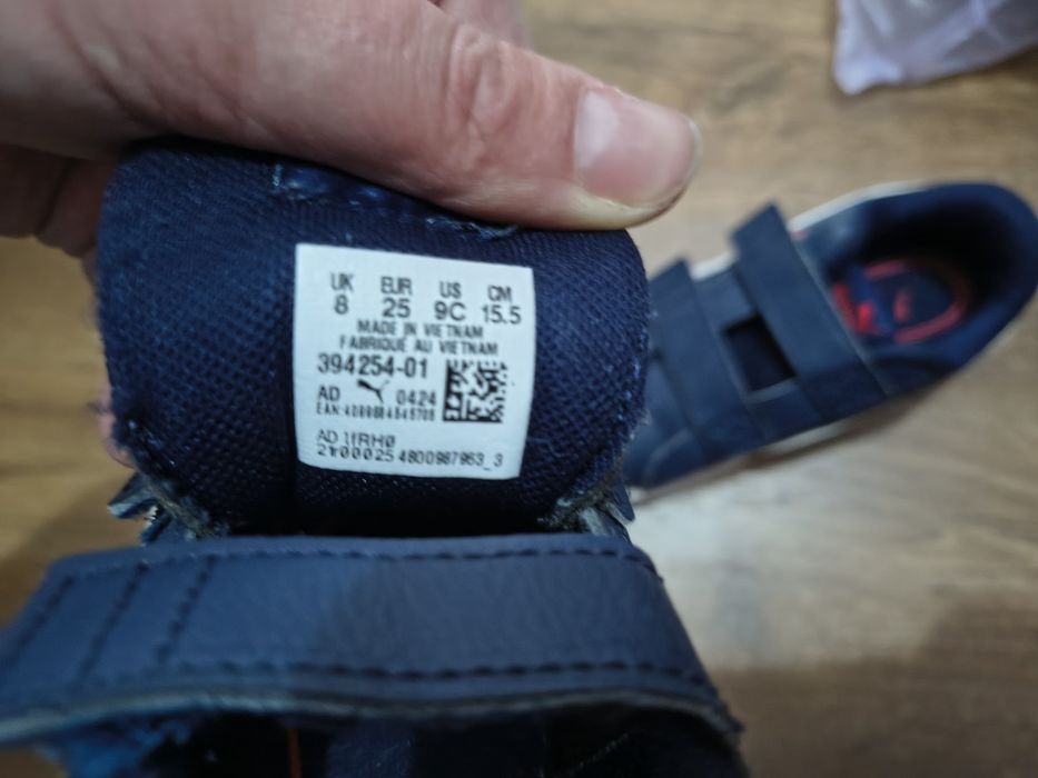 Adidași Puma mărimea 25