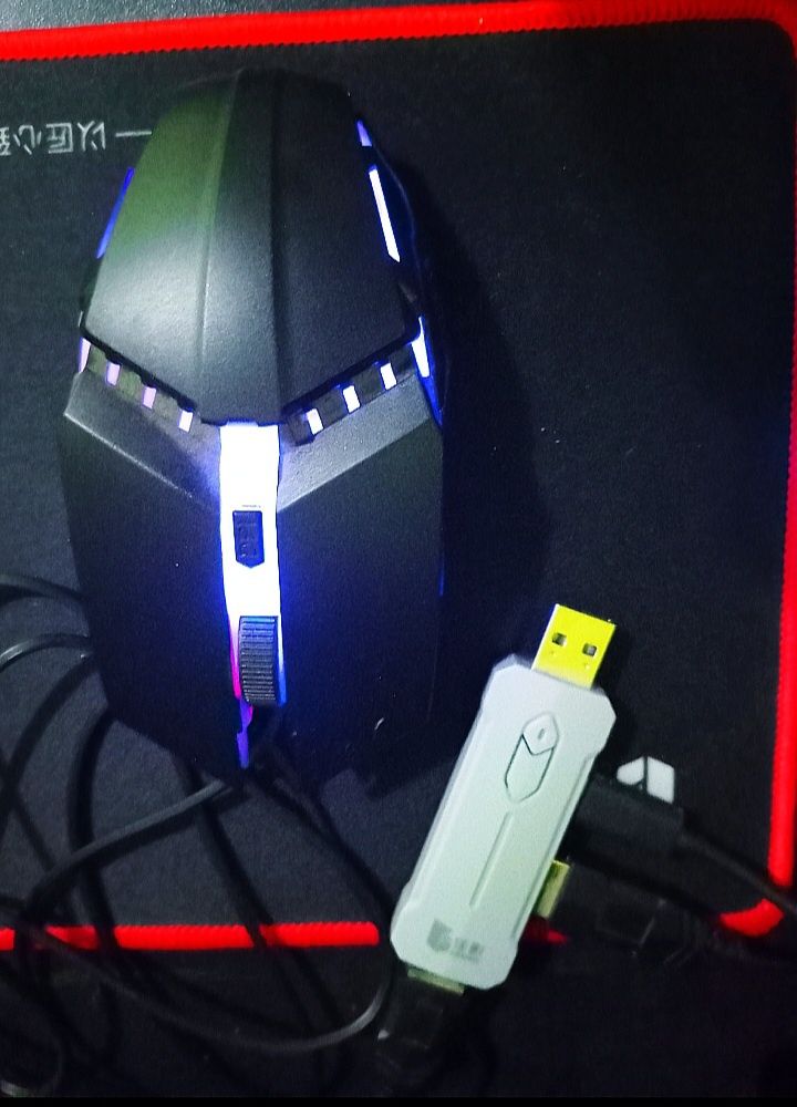 Kit Gaming pentru Telefon – Tastatură RGB + Mouse + Adaptor