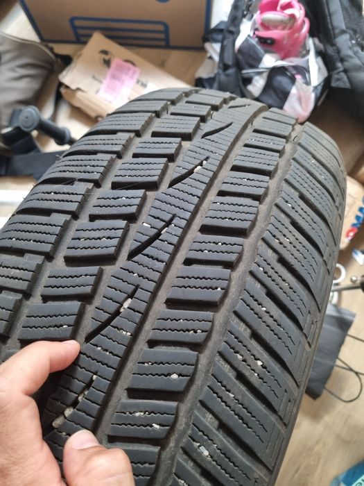 Anvelope iarna 235 55 R19 dot2022