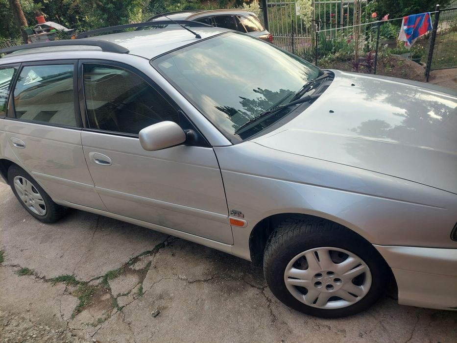 Тойота Авенсис D4D 2000 куб.