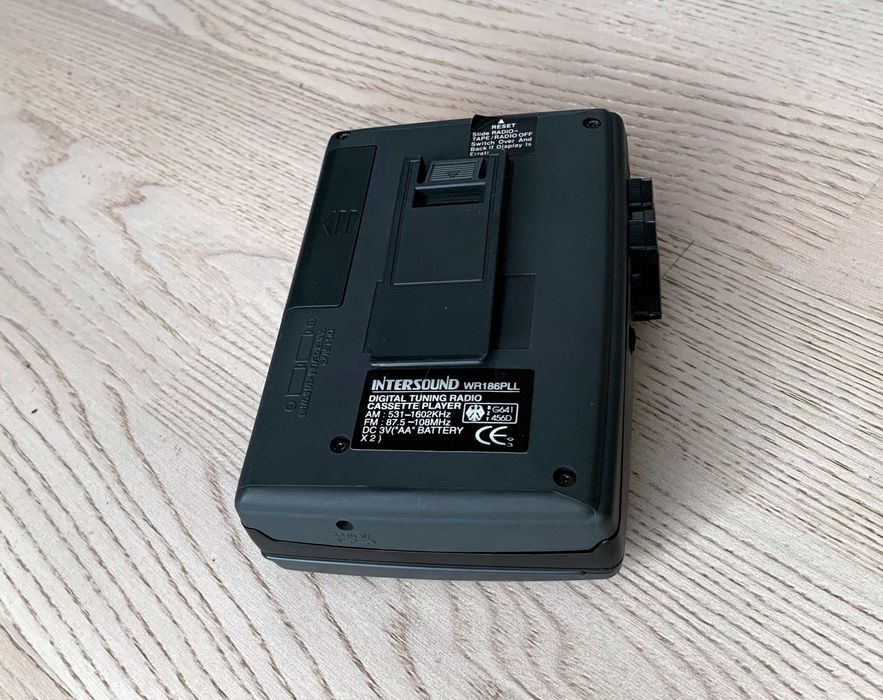 Intersound WR-186 PLL Walkman vintage cu tuner digital nou, fără căști