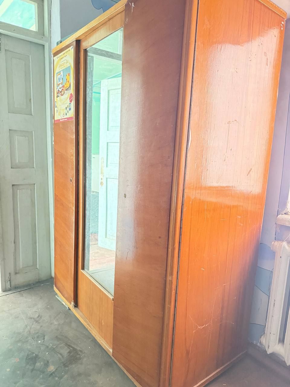 Shkaf sotiladi holati yaxshi