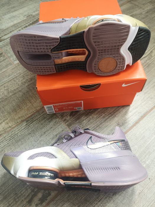 Vând adidași Nike măsură 35,5 damă