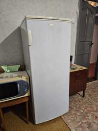 Холодильник Бирюса 145см